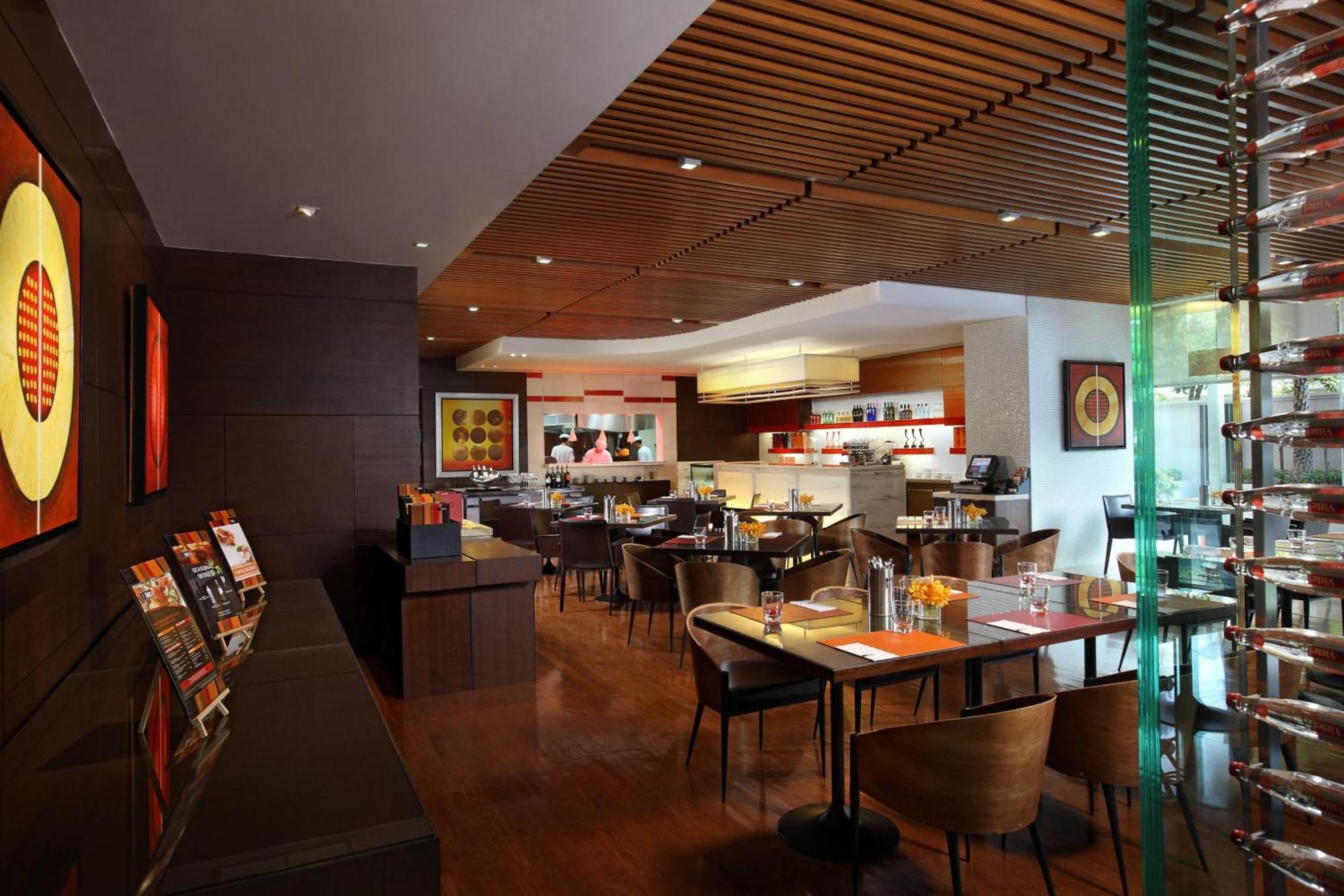 Sathorn Vista, Bangkok - Marriott Executive Apartments Exterior photo