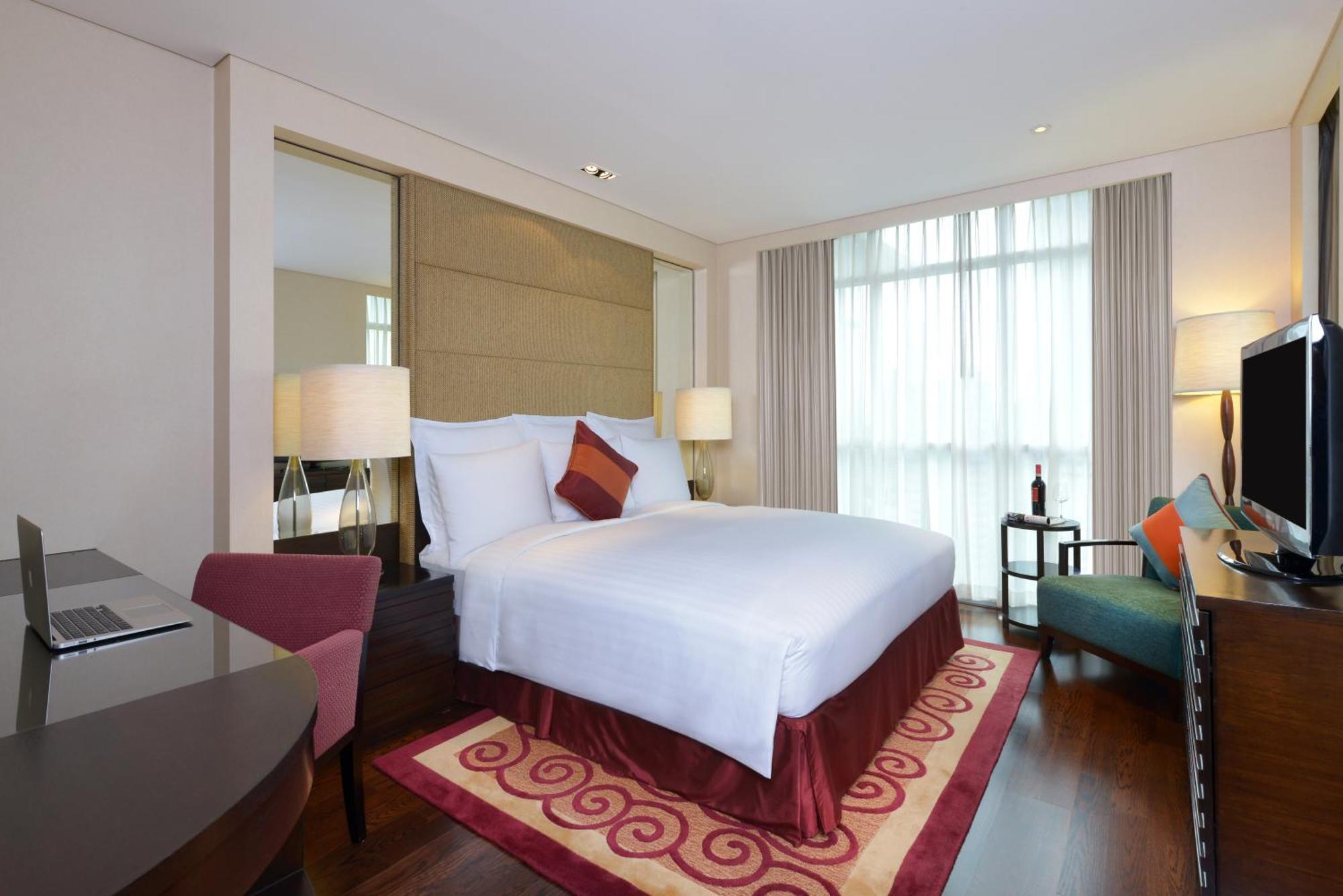 Sathorn Vista, Bangkok - Marriott Executive Apartments Exterior photo
