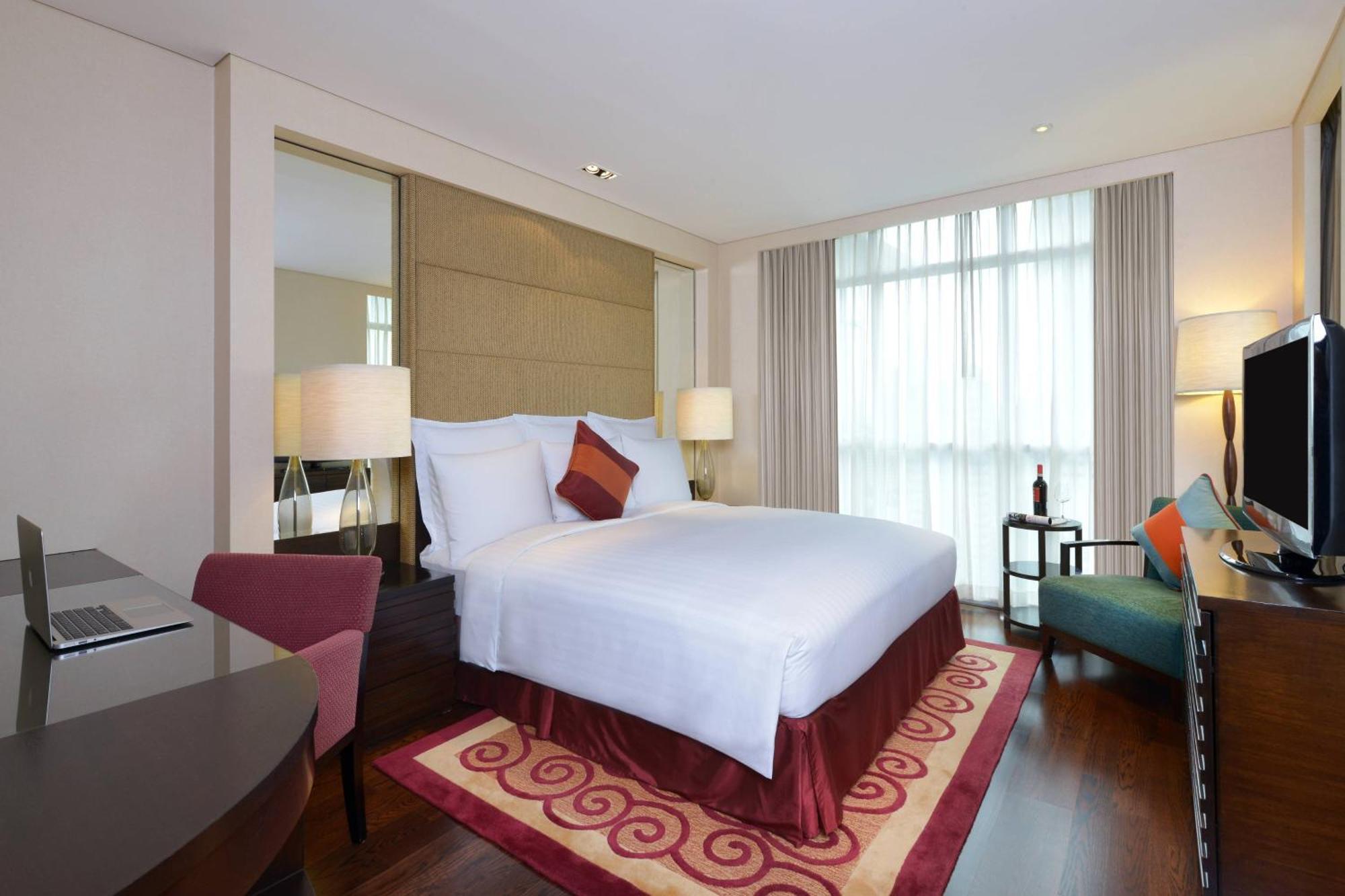 Sathorn Vista, Bangkok - Marriott Executive Apartments Exterior photo